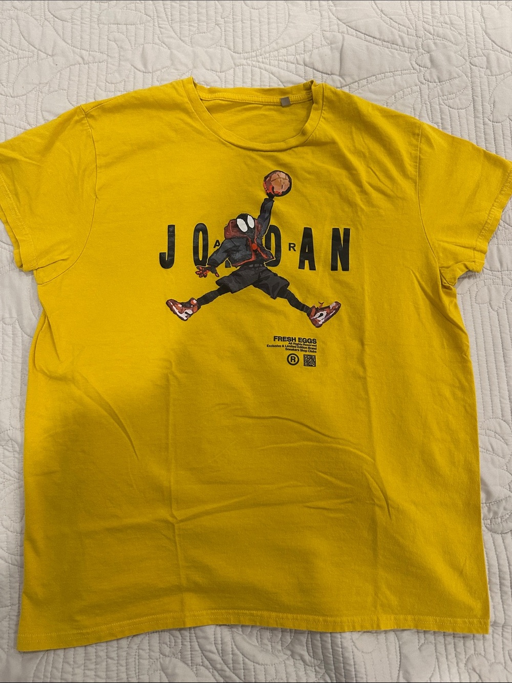 Jordan Kids Short-Sleeve Graphic Tee in Yellow